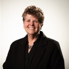 Theresa Arnold